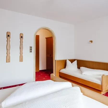 Andrea Hotel *