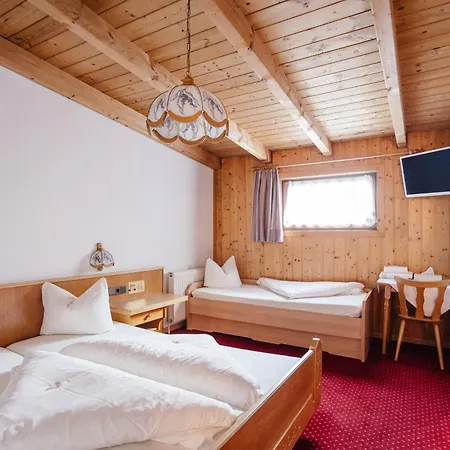 Andrea Hotel