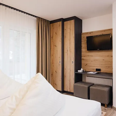 Andrea Hotel Zams