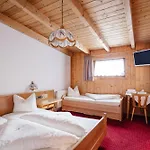 Andrea Hotel
