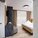 Hotel Andrea Zams