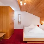 Hotel Andrea Zams