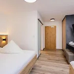 Andrea Hotel